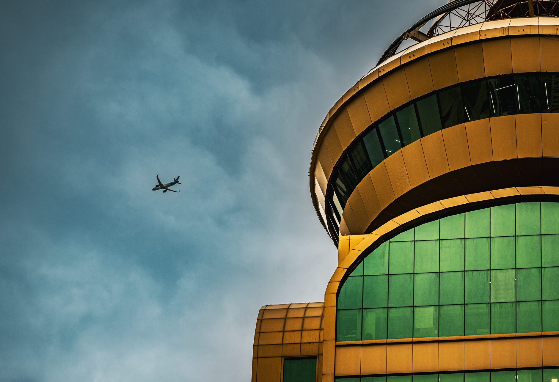 Kuwait Airport Status: Clear Updates on Open or Closed